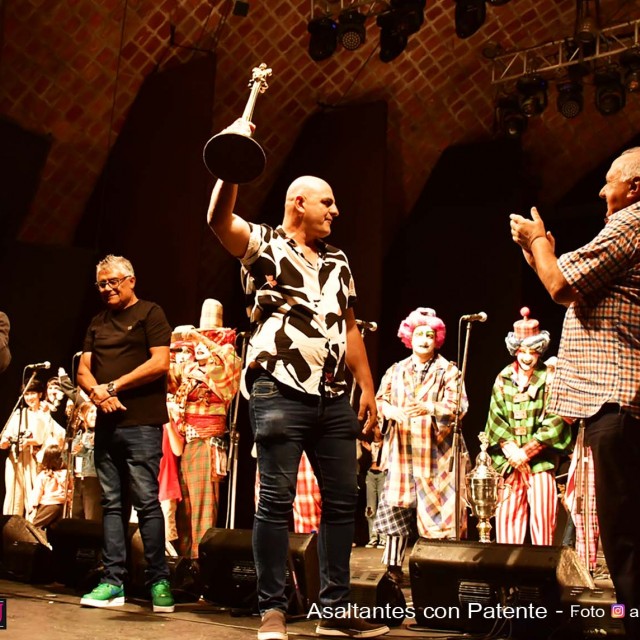 TEATRO-ENTREGA DE PREMIOS-02-1224
